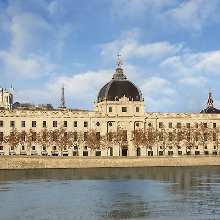 Intercontinental - Dieu By Ihg Lione